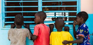ALLA SCOPERTA DEL SENEGAL ATTRAVERSO LE IMMAGINI – DIRITTI ALL’OBIETTIVO