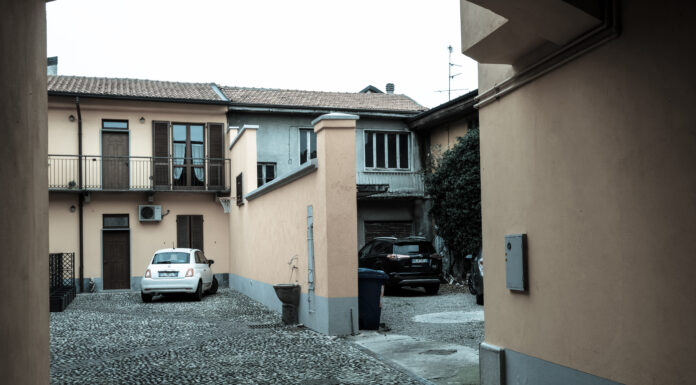 S1:E5 “Il Bicighellone nel paese delle zie”