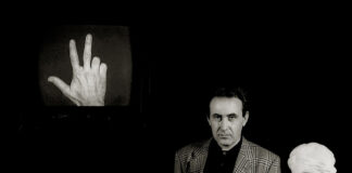 Augusto De Luca fotografa Michele Santoro