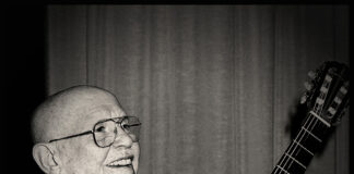 Augusto De Luca fotografa Roberto Murolo